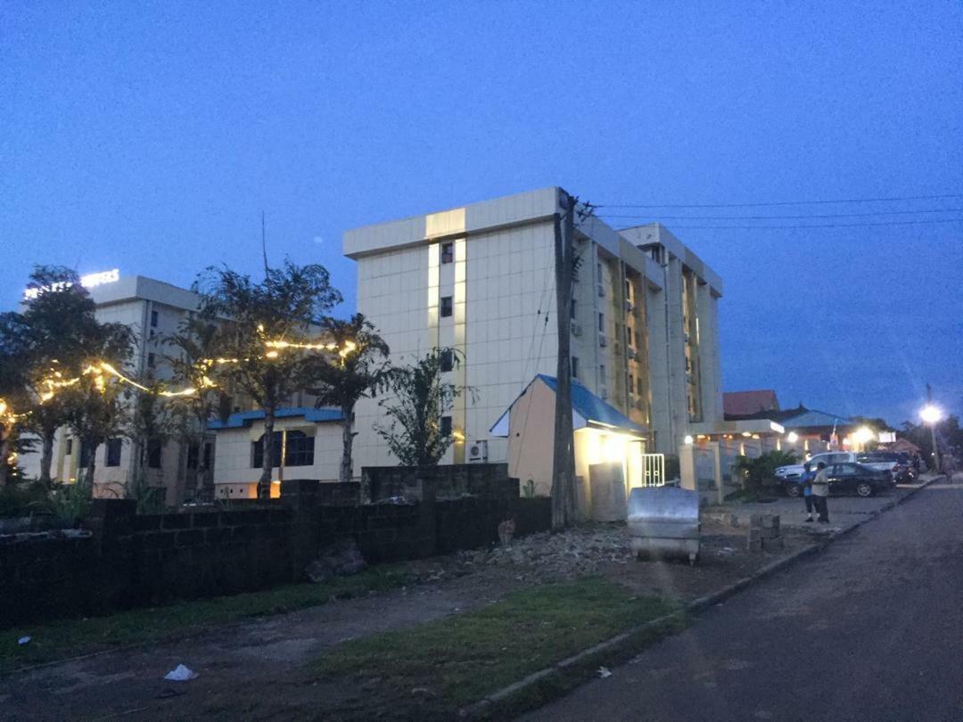Presken Hotels @ Abuja Exterior photo